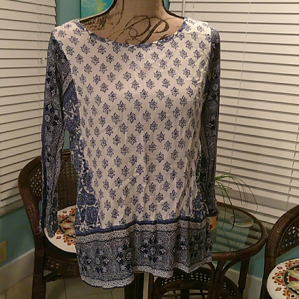 Lucky Brand top